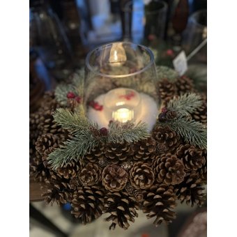 Kerstkrans met windglas